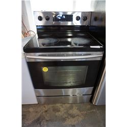 SAMSUNG BLACK AND STAINLESS STOVE