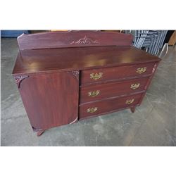 3 DRAWER 1 DOOR DRESSER