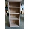 Image 1 : PINE BOOKSHELF