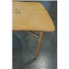 Image 2 : NURSERY DUCK TABLE