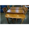 Image 1 : DINING TABLE W/ 2 LEAVES AND 4 CHAIRS