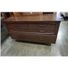 Image 1 : ANTIQUE 6 DRAWER DRESSER W/ MIRROR