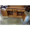 Image 3 : 2 PIECE ANTIQUE BUFFET AND HUTCH