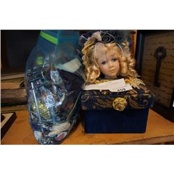 DOLL JEWELLERY BOX W/ CONTENTS AND BAG OF JEWELLERY