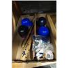 Image 3 : LOT OF COIN BANKS AND BASEBALL COLLECTIBLES