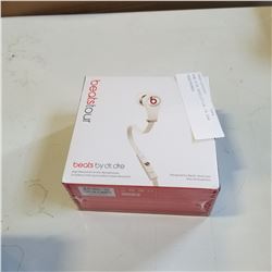 NEW HIGH RESOLUTION IN EAR HEADPHONES