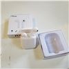 Image 3 : NEW I7S BLUETOOTH EAR BUDS, WHITE WITH CHARGING CASE - RETAIL $79