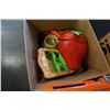 Image 4 : LOT OF 3 BOXES OF KIDS TOYS SOME VINTAGE LITTLE PEOPLE & FISHER PRICE