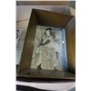 Image 3 : BOX OF EASTERN DECOR