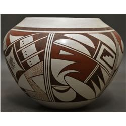 HOPI INDIAN POTTERY (JOY NAVASIE)