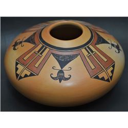 HOPI INDIAN POTTERY JAR (GLORIA MAHLE)