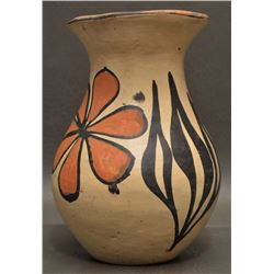 SANTO DOMINGO INDIAN POTTERY VASE