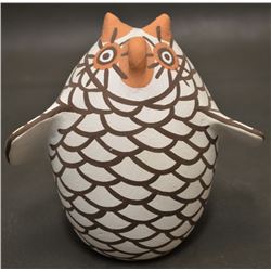 ZUNI INDIAN POTTERY OWL (HOOEE)