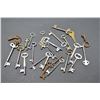 Image 1 : Assorted Old Sekeleton Keys