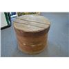 Image 1 : Vintage round shipping box