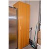 Image 1 : Solid - Wood Cabinet
