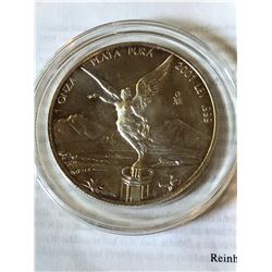 2001 Silver Mexico 1oz 999 Fine Silver Libertad in Hard Display Case