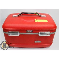 VINTAGE TRIAN CASE 1950S BRIGHT RED AMERICAN
