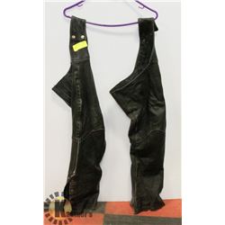 WOMANS LARGE LEATHER RIDING CHAPS