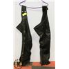 Image 1 : WOMANS LARGE LEATHER RIDING CHAPS