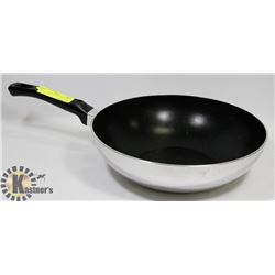 NONSTICK STAINLESS STEEL WOK