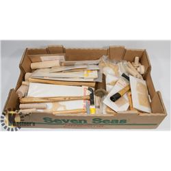 FLAT OF WOOD WORKING MEDALLIONS, HAMMERS & MORE