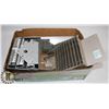 Image 1 : BOX WITH ASSORTED FENCE POST CONNECTORS