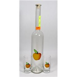 CRYSTAL BOOZE BOTTLE WITH 2 GLASSES APPLE DESIGN