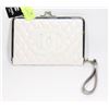 Image 1 : CHANEL WHITE REPLICA WALLET