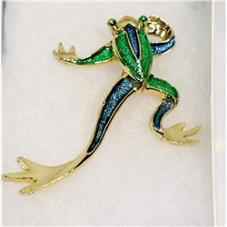ENAMEL FROG BROOCH