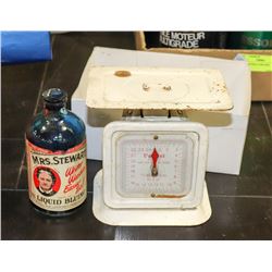 ANTIQUES VALIANT METAL 25LB KITCHEN SCALE AND A