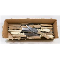 LARGE BOX OF STEAK KNIVES