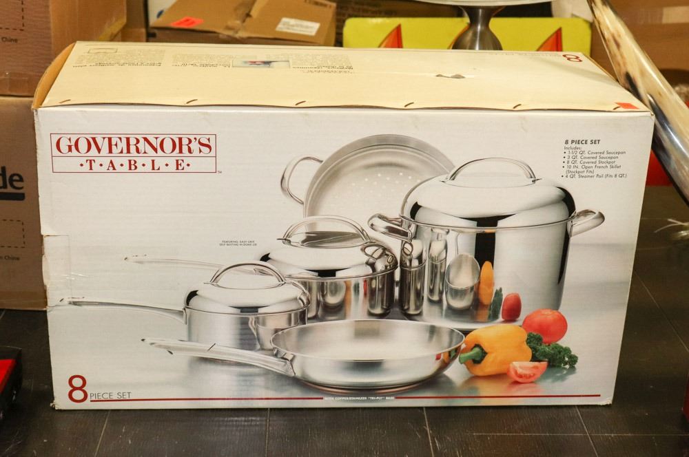 8PC GOVERNORS TABLE POT AND PAN SET