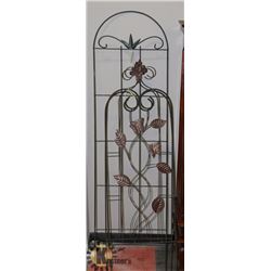 3 METAL GARDEN DIVIDERS 70" TO 60" TALL
