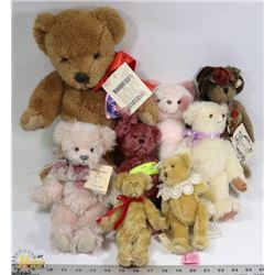 LOT OF 8 COLLECTIBLE BEARS - SOME WITH GLASS EYES