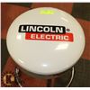 Image 2 : WHITE LINCOLN ELECTRIC BAR STOOL