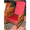 Image 1 : 1901 AUTOMATIC ROCKER CHAIR BY COOK & COS