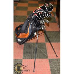 MENS RIGHT HAND "BOMB" GOLF CLUBS W/ GOLF