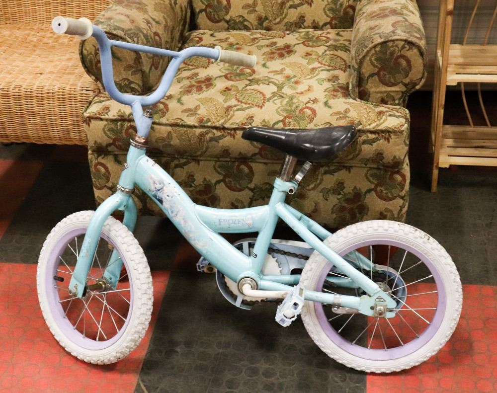 HUFFY BIKE 14" TIRES. Kastner Auctions