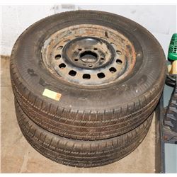 LOT OF 2 CAR TIRES 205/75R14.