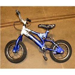 AVIGO BLUR BLUE BIKE 12.5" TIRES.