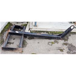 METAL FORKLIFT ATTACHMENT