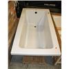 Image 1 : NEW MAAX TUB
