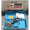 Image 1 : Makita Sander Model B06040