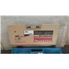 Image 2 : Makita Sander Model B06040