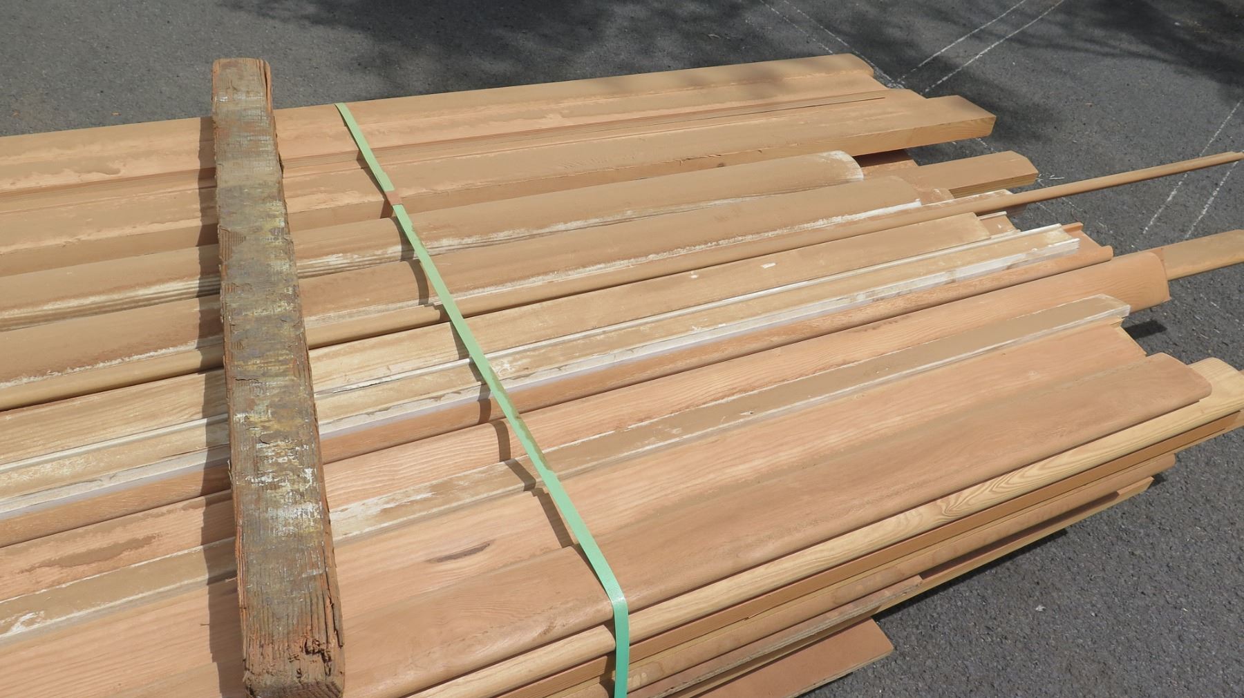 Fir Wood Bundle: Handrail, Rail Cap, Base Rail, Trims, Approx. 120 LF ...