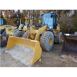 2011 CAT 924HZ WHEEL LOADER, VIN/SN:PED01047 - BUCKET, AUX HYDS, CAB, A/C, 20.5-25 TIRES, METER READ