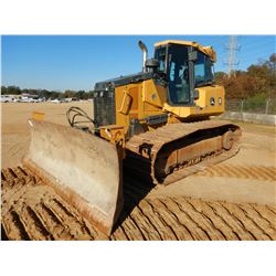 2015 JOHN DEERE 750K LGP CRAWLER TRACTOR, VIN/SN:277653 - 6 WAY BLADE, GPS READY, CAB, A/C, METER RE