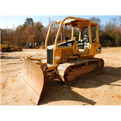 2006 CAT D5G XL CRAWLER TRACTOR, VIN/SN:WGB03279 - 6 WAY BLADE, CANOPY, SWEEPS, METER READING 5,331 