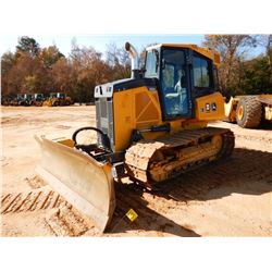 2017 JOHN DEERE 650K LGP CRAWLER TRACTOR, VIN/SN:306202 - 6 WAY BLADE, CAB, A/C, METER READING 1,163